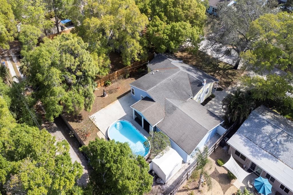 1119 HULL STREET S GULFPORT, FL 33707