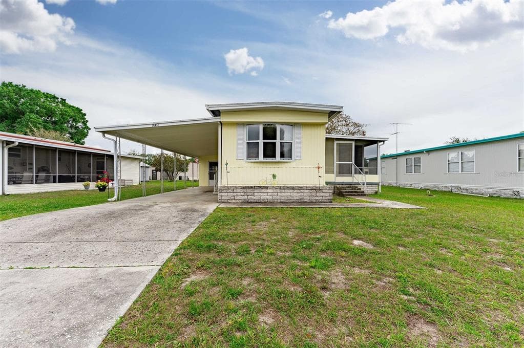 38432 BENIGER DRIVE ZEPHYRHILLS, FL 33540