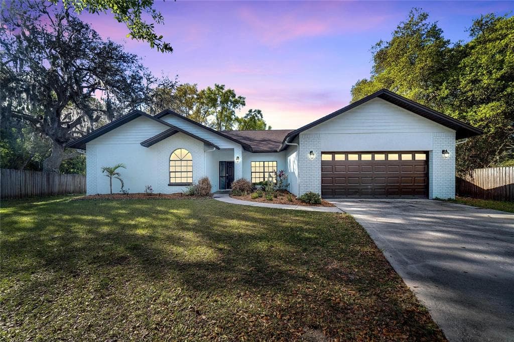 24020 STARLING CIRCLE