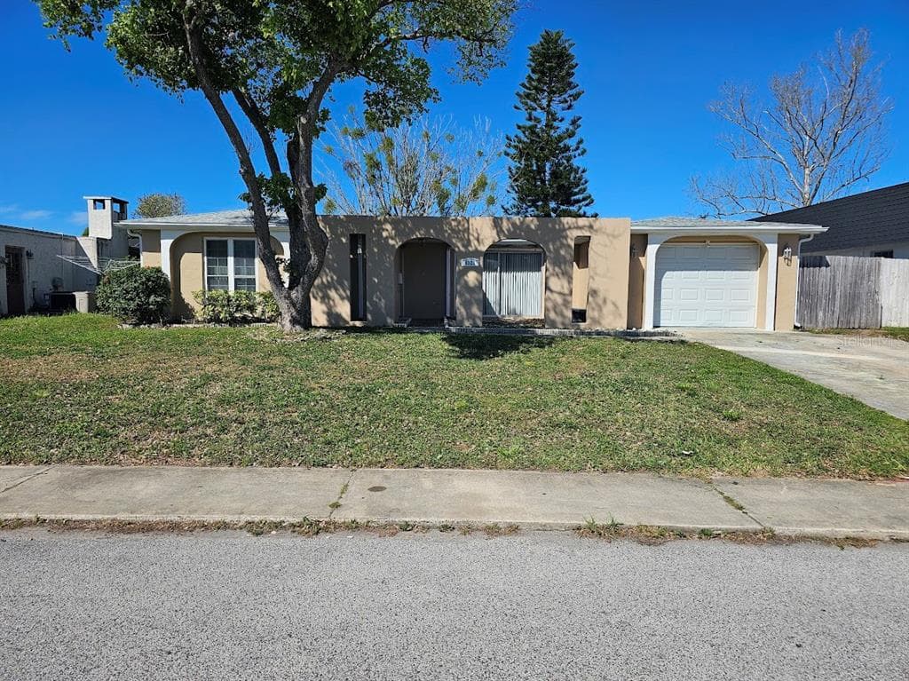 4021 GLISSADE DRIVE NEW PORT RICHEY, FL 34652