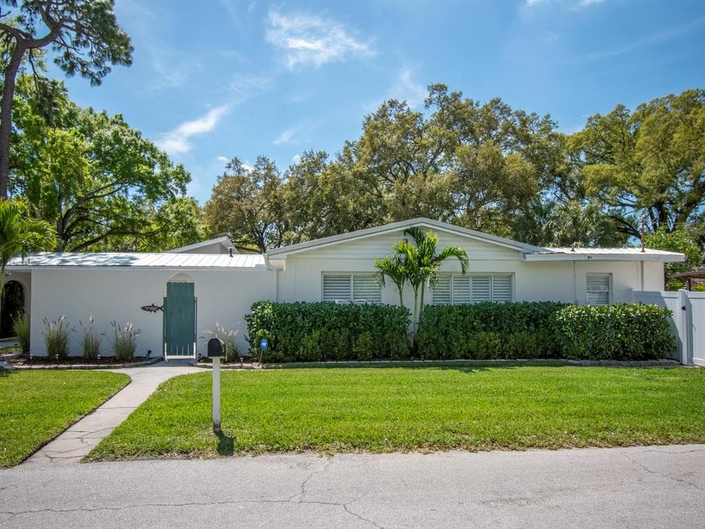 4402 W SAN MIGUEL STREET TAMPA, FL 33629