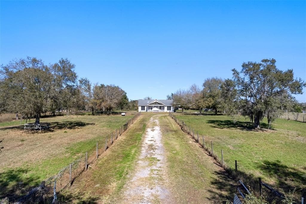 28535 SAINT JOE ROAD DADE CITY, FL 33525