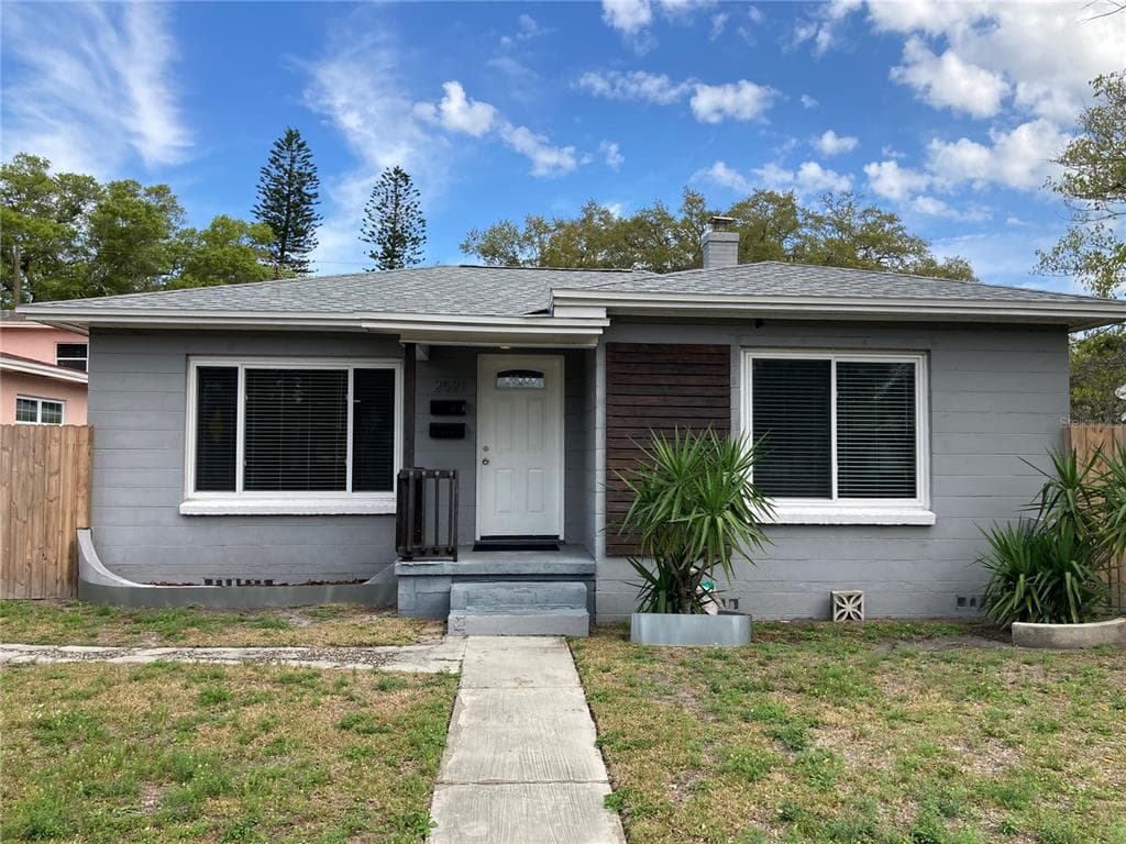 2521 14TH AVENUE S ST PETERSBURG, FL 33712