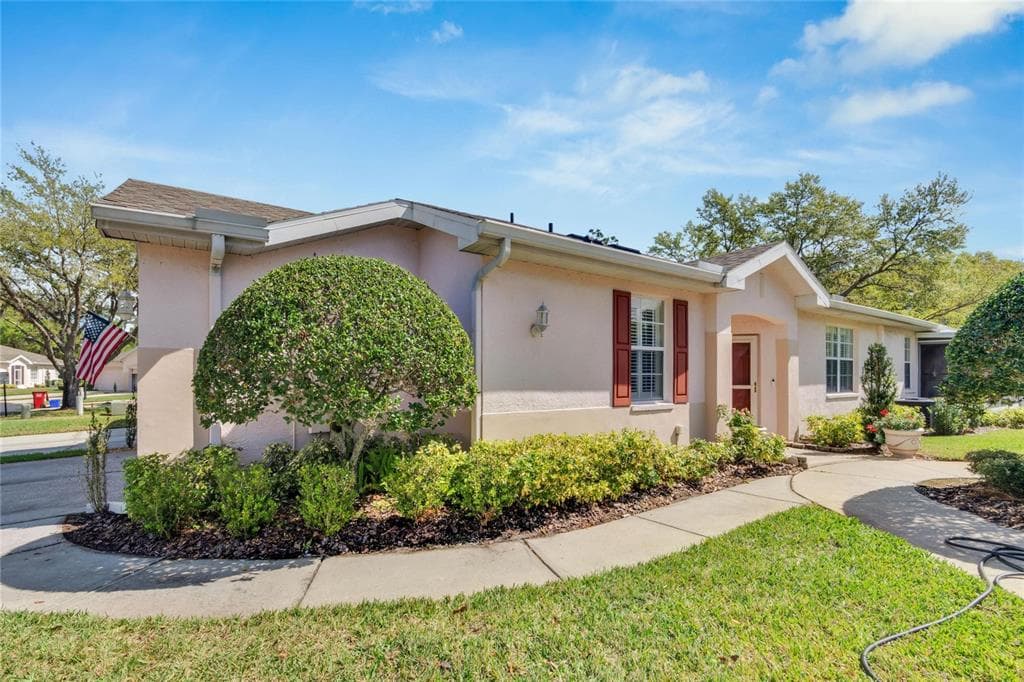 2649 EAGLE GREENS DR UNIT 25 PLANT CITY, FL 33566