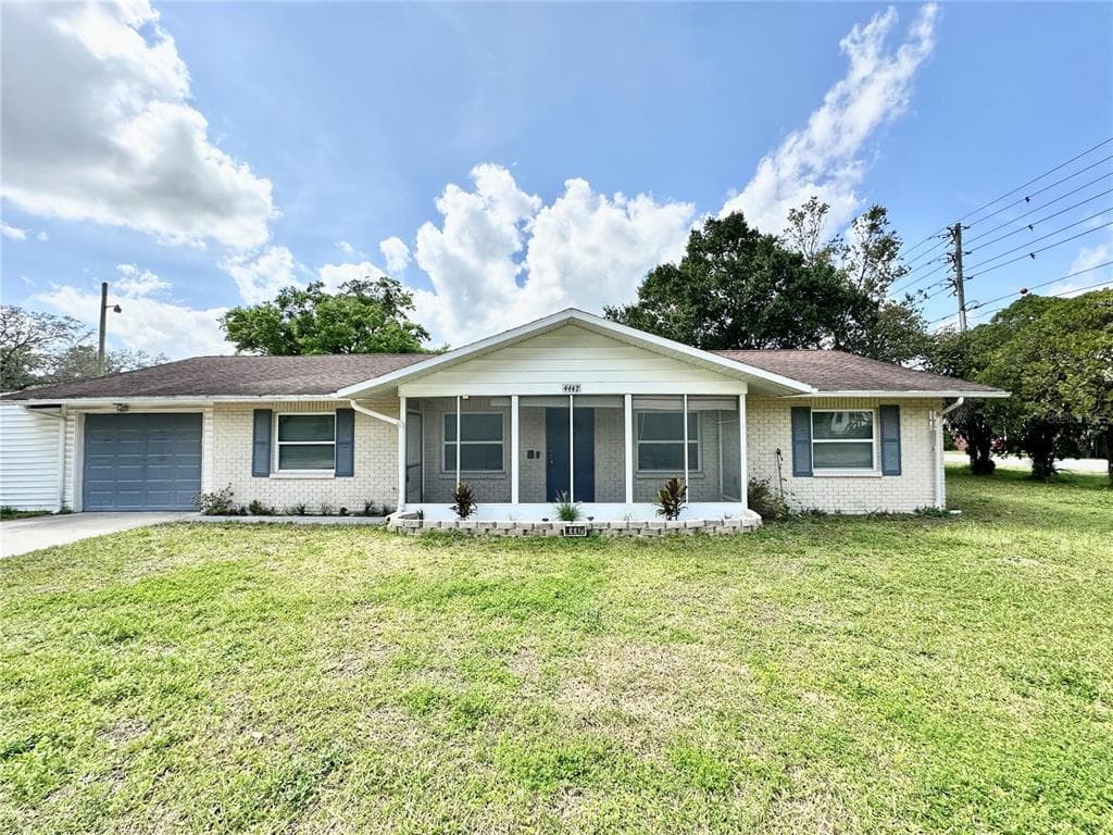 4447 TRANSUE DRIVE ZEPHYRHILLS, FL 33542