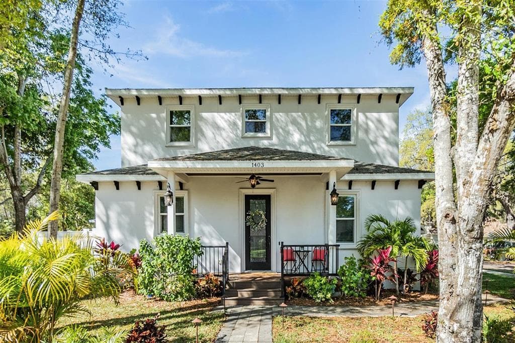 1403 DR M L KING JR STREET N SAFETY HARBOR, FL 34695
