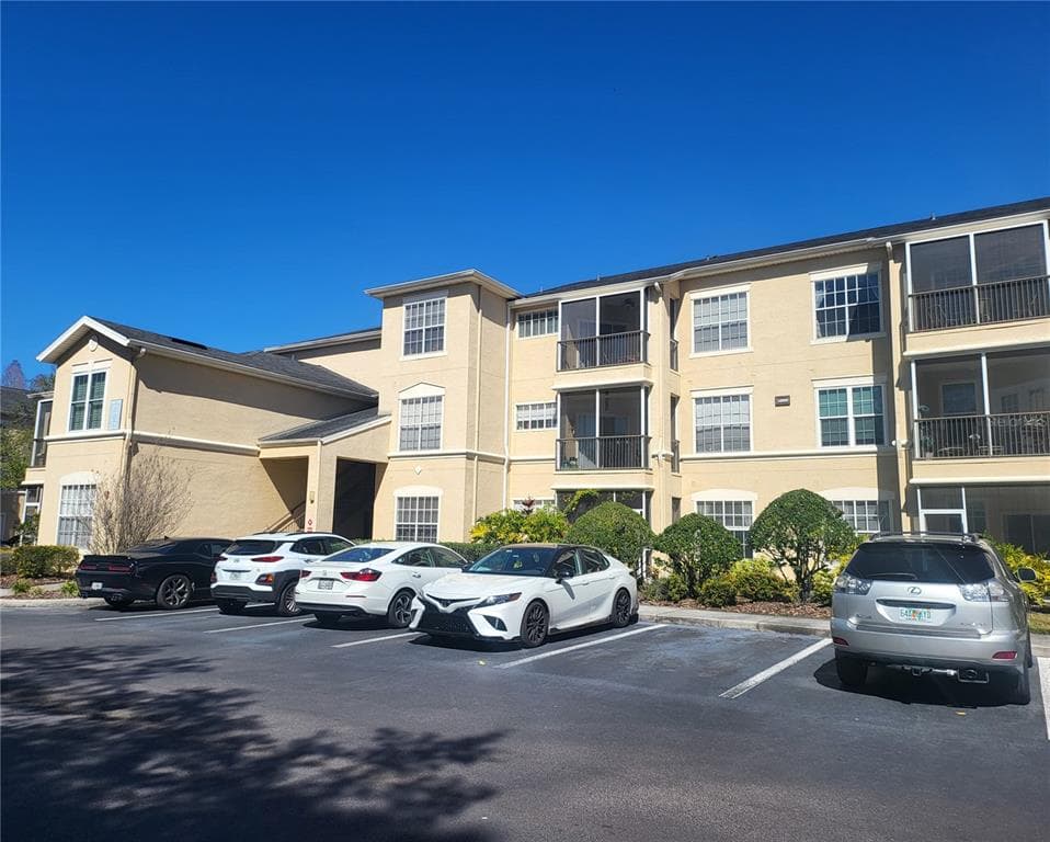 5125 PALM SPRINGS BOULEVARD UNIT 5210 TAMPA, FL 33647