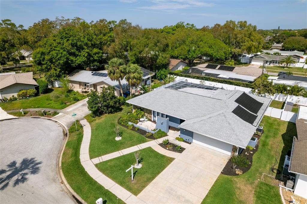13969 105TH TERRACE LARGO, FL 33774