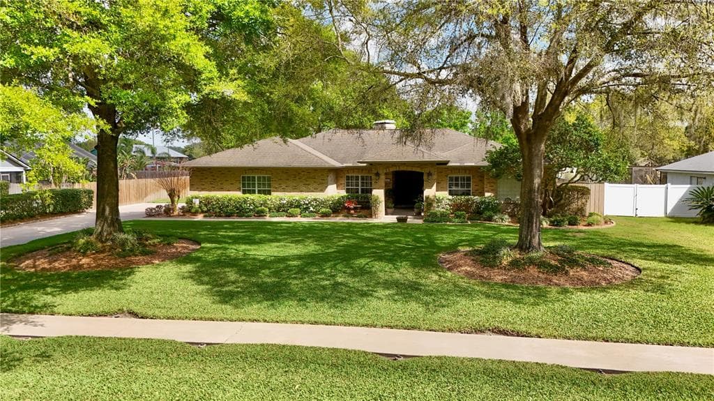 16007 NORTHLAKE VILLAGE DRIVE ODESSA, FL 33556
