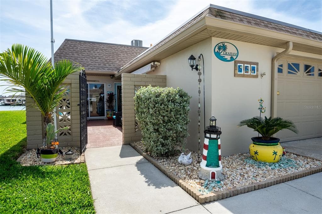 554 BOCA CIEGA POINT BOULEVARD N UNIT 2201 ST PETERSBURG, FL 33708
