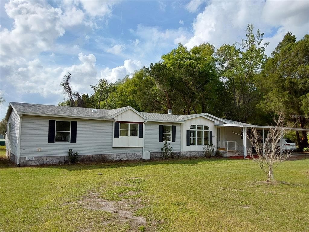 7620 GORDON LOOP BROOKSVILLE, FL 34601