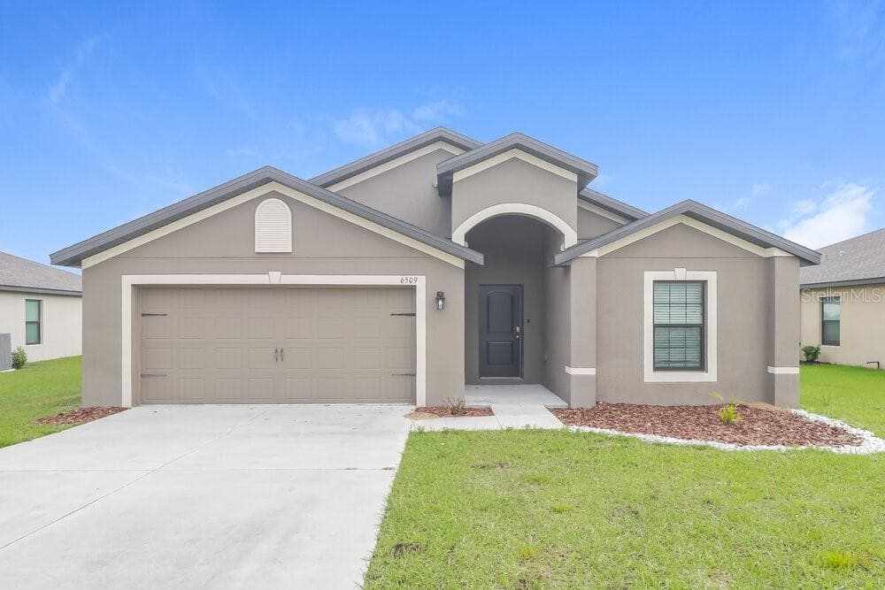 6509 REDBAY DRIVE BROOKSVILLE, FL 34602