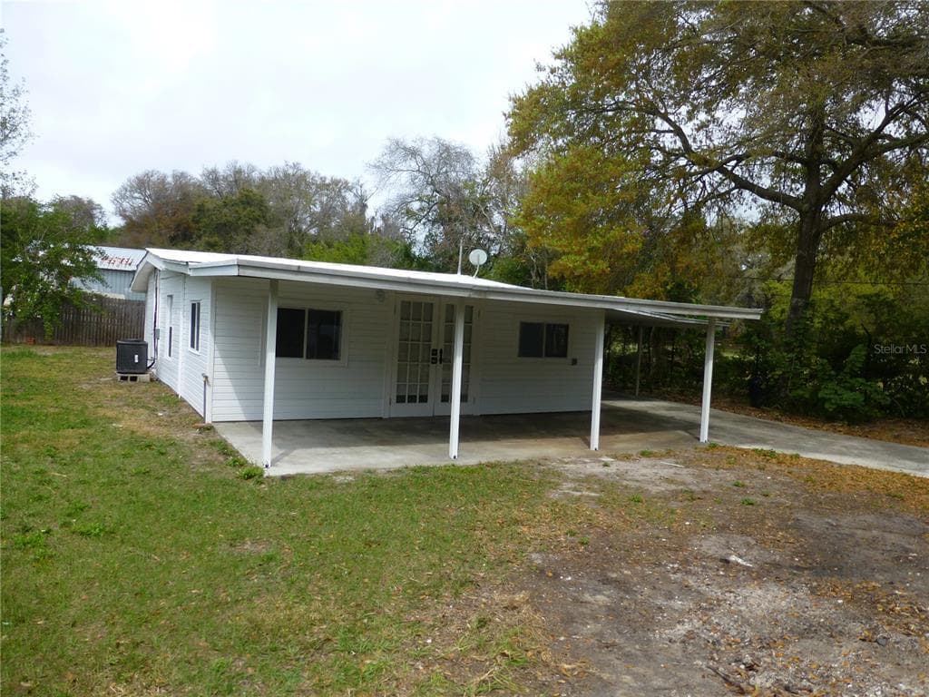 2031 CEMETERY ROAD HOLIDAY, FL 34691