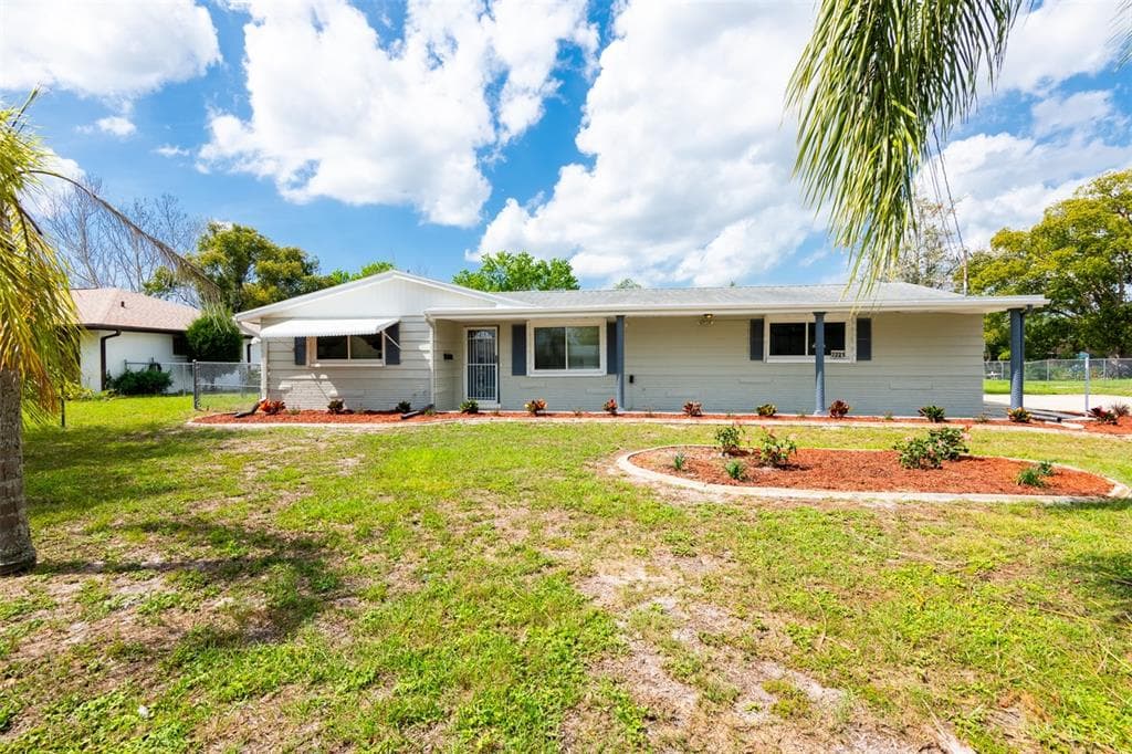 7221 CEDAR POINT DRIVE NEW PORT RICHEY, FL 34653