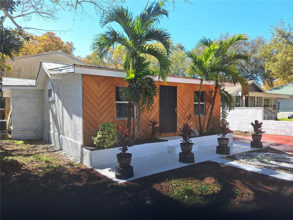 3216 71ST AVENUE N ST PETERSBURG, FL 33702