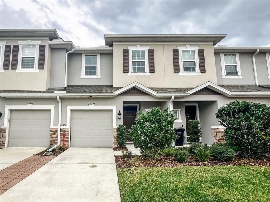 26391 LIMESTONE SPRINGS WAY WESLEY CHAPEL, FL 33544