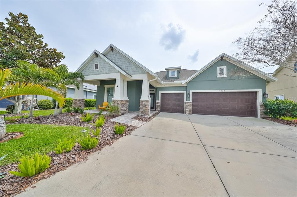 7223 HOURGLASS DRIVE APOLLO BEACH, FL 33572