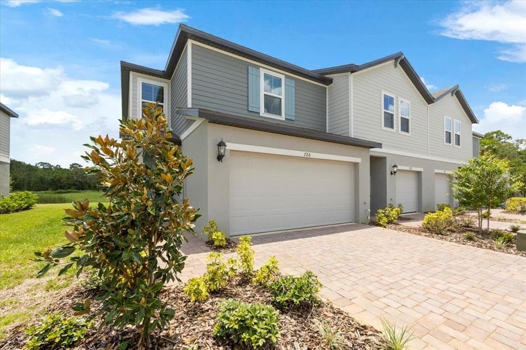 726 LEGACY DRIVE DAVENPORT, FL 33896
