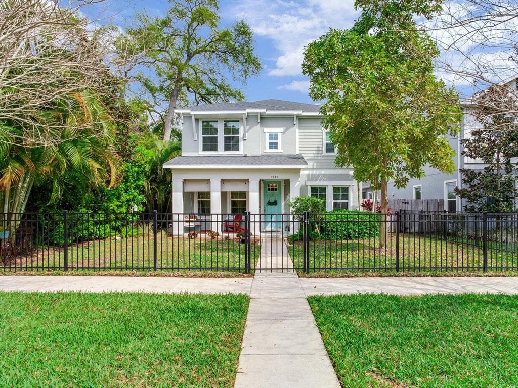 1113 10TH STREET N ST PETERSBURG, FL 33705