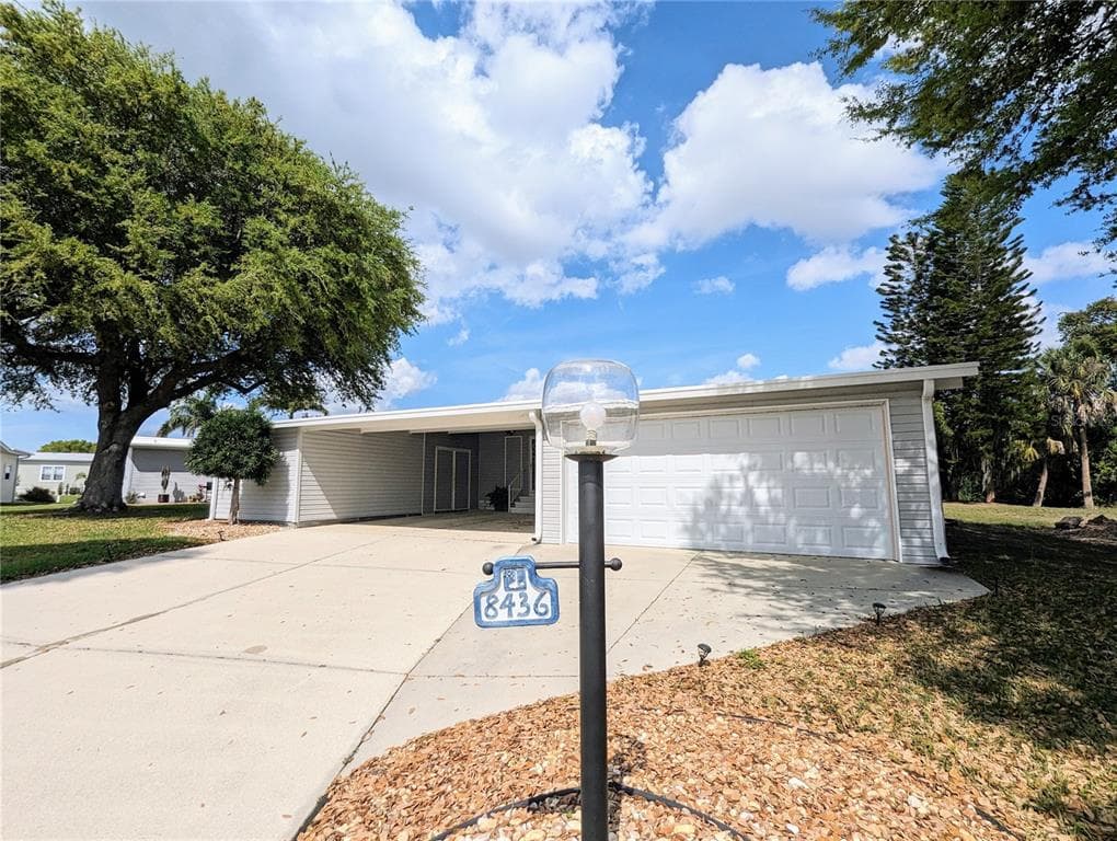 8436 CASTLE GARDEN ROAD PALMETTO, FL 34221