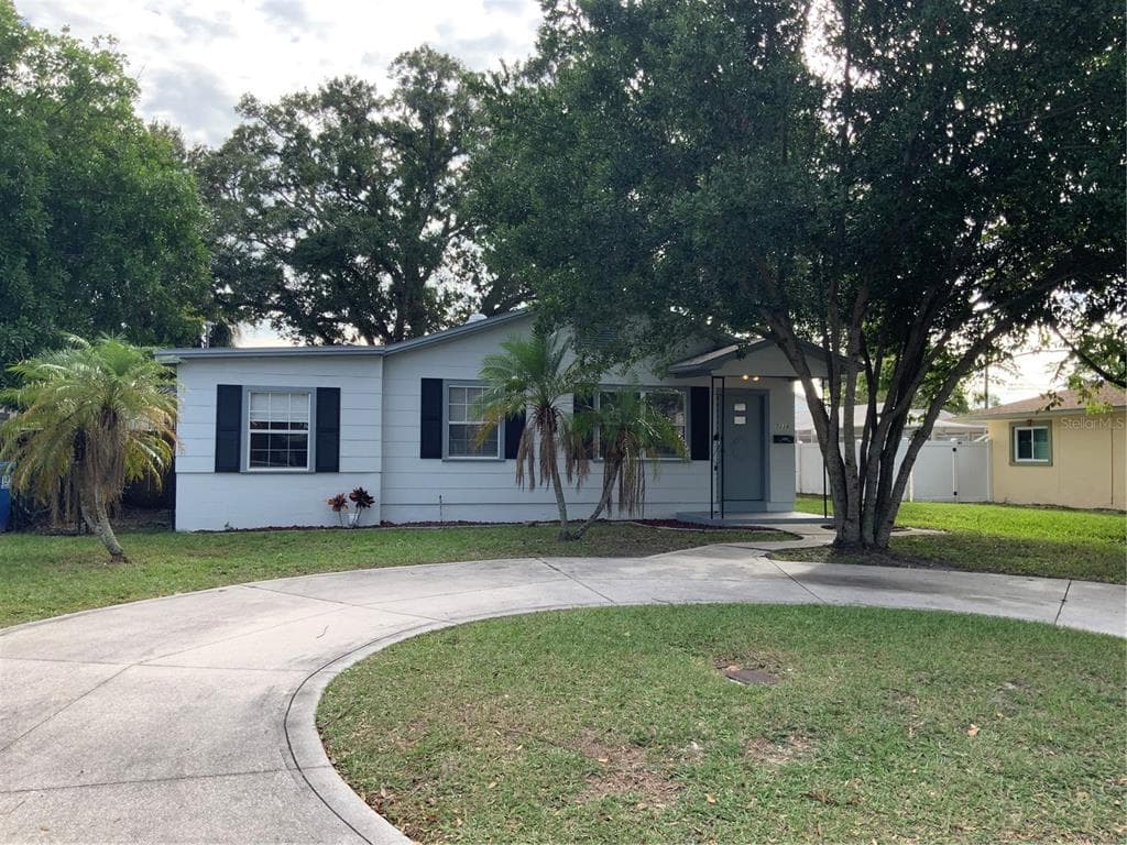 5038 36TH AVENUE N ST PETERSBURG, FL 33710