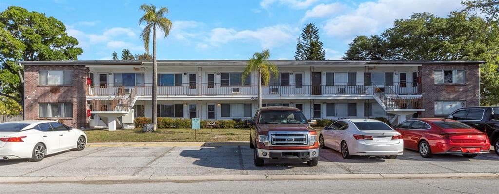 2366 SHELLEY STREET UNIT 4 CLEARWATER, FL 33765