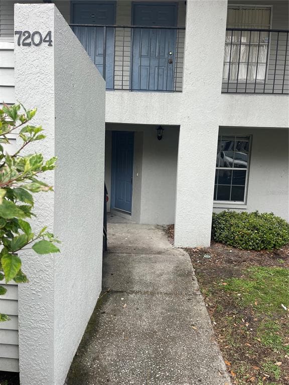 7204 E BANK DRIVE UNIT 7204 TAMPA, FL 33617