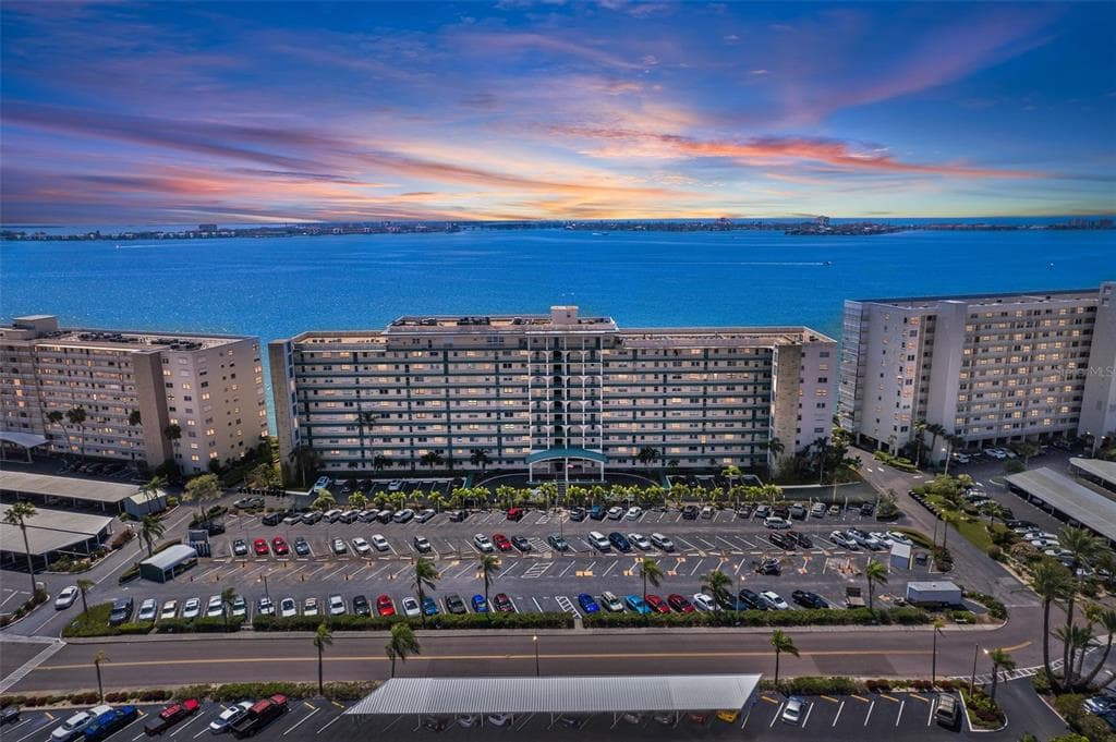 6020 SHORE BOULEVARD S UNIT 1102