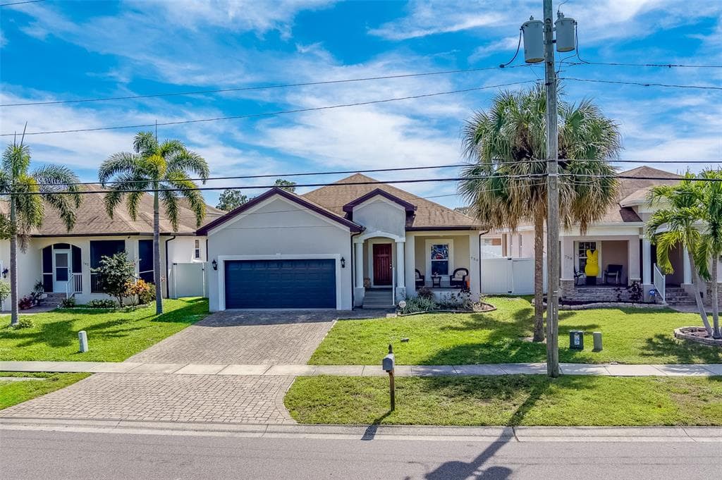 750 93RD AVENUE N ST PETERSBURG, FL 33702