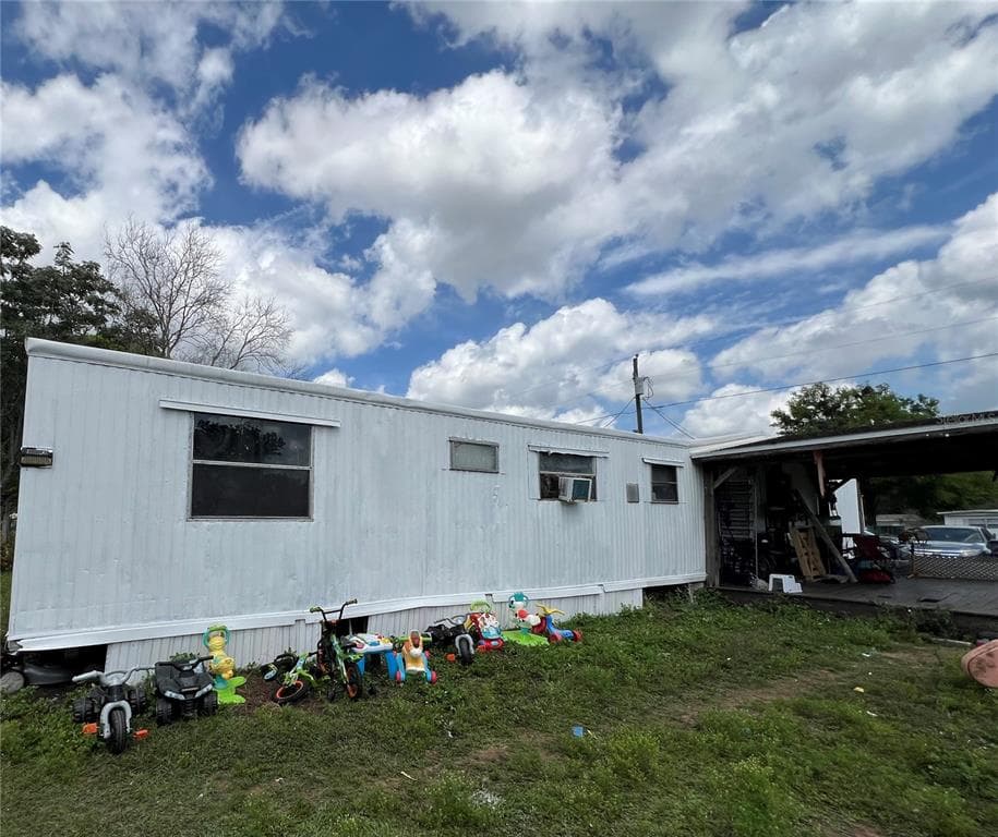 40429 LAIRD AVENUE ZEPHYRHILLS, FL 33540