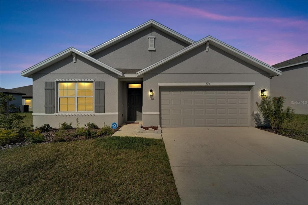 1822 EVERSON STREET BRADENTON, FL 34208