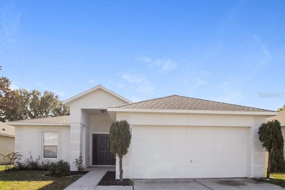 1833 CORNER MEADOW CIRCLE ORLANDO, FL 32820
