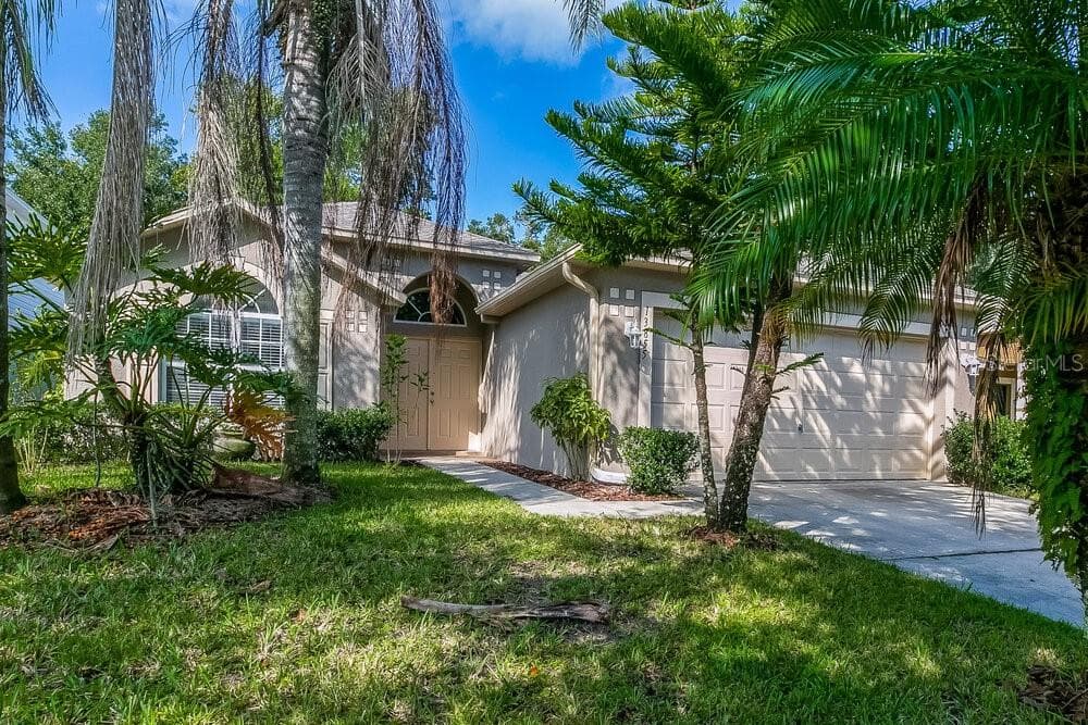 13855 ECON WOODS LANE ORLANDO, FL 32826