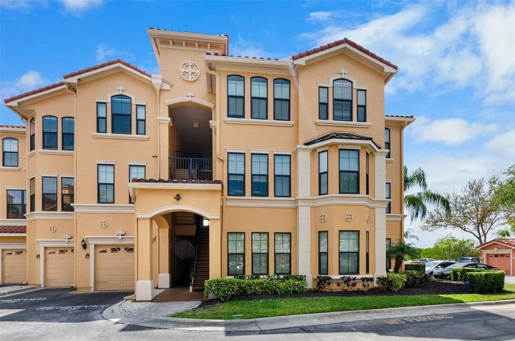 2721 VIA MURANO UNIT 329 CLEARWATER, FL 33764