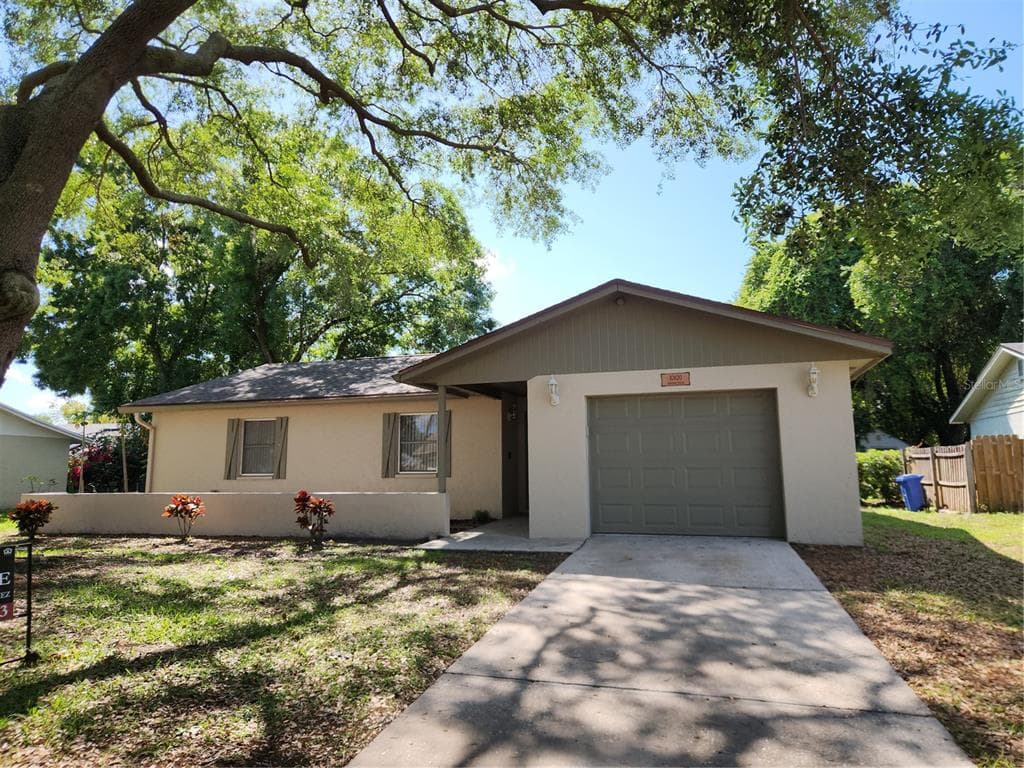 10820 AIRVIEW DRIVE TAMPA, FL 33625