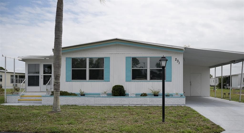 231 ESTRADA NORTH PORT, FL 34287