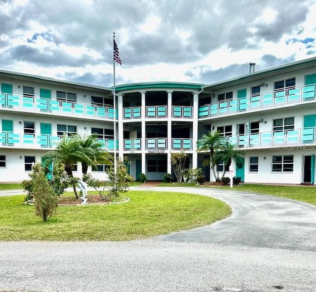 1950 59TH AVENUE N UNIT 207 ST PETERSBURG, FL 33714