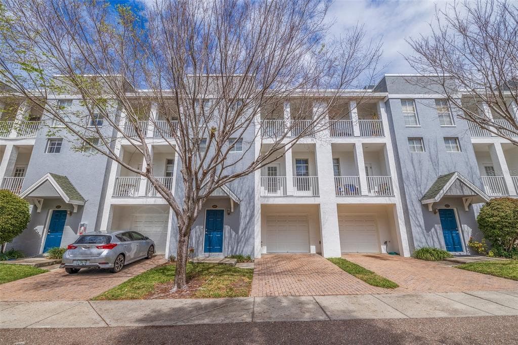 4507 BAY SPRING CT