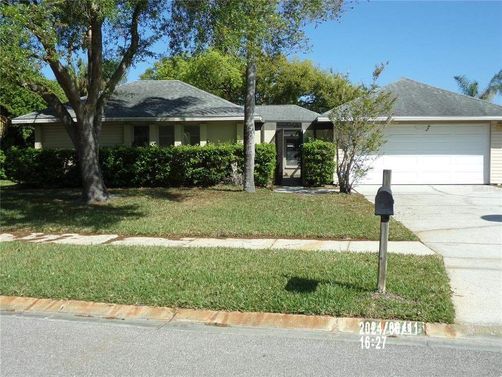 4146 ROLLING SPRINGS DRIVE TAMPA, FL 33624