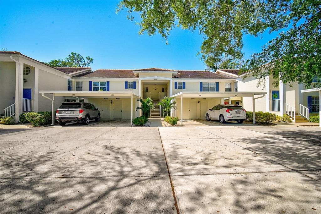 809 MONTROSE DRIVE UNIT 203 VENICE, FL 34293