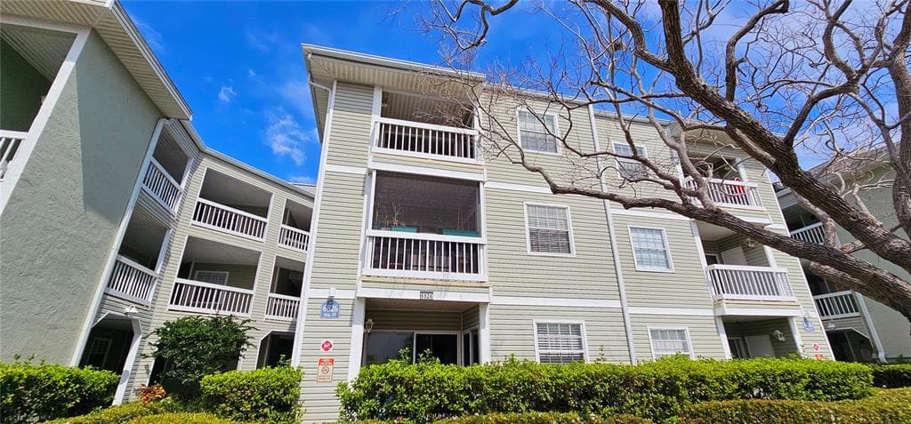 6826 STONESTHROW CIRCLE N UNIT 11309 ST PETERSBURG, FL 33710