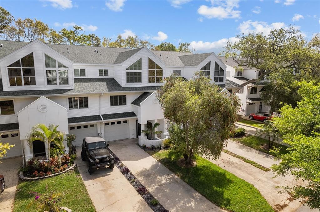 9718 INDIAN KEY TRAIL UNIT 118 SEMINOLE, FL 33776
