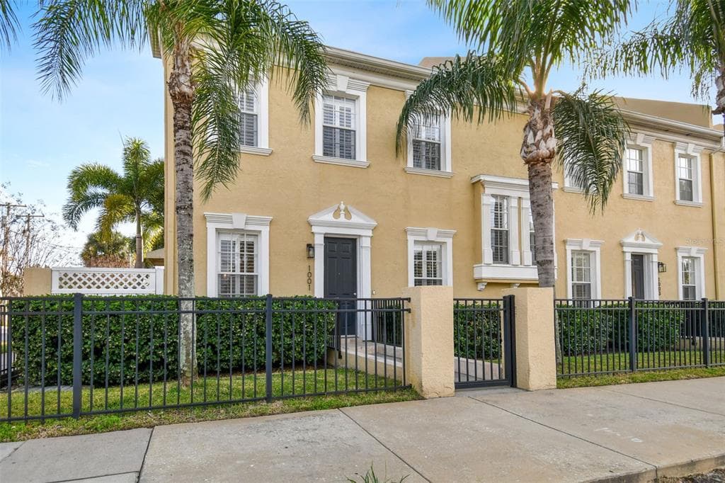1001 EDISON PARK COURT TAMPA, FL 33606