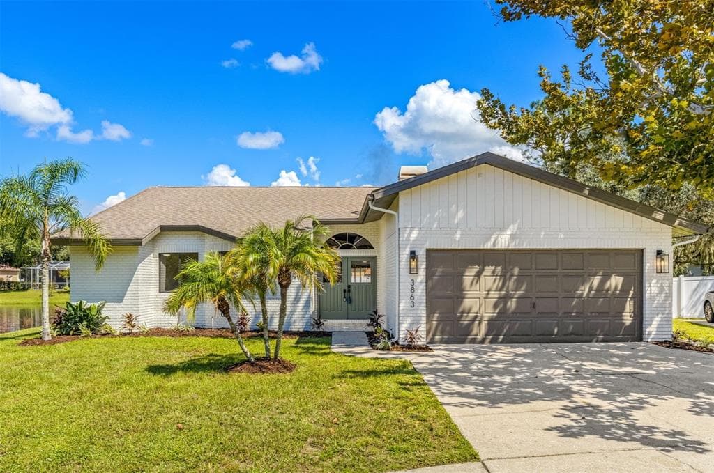 3863 OAKLEAF CIRCLE TARPON SPRINGS, FL 34688