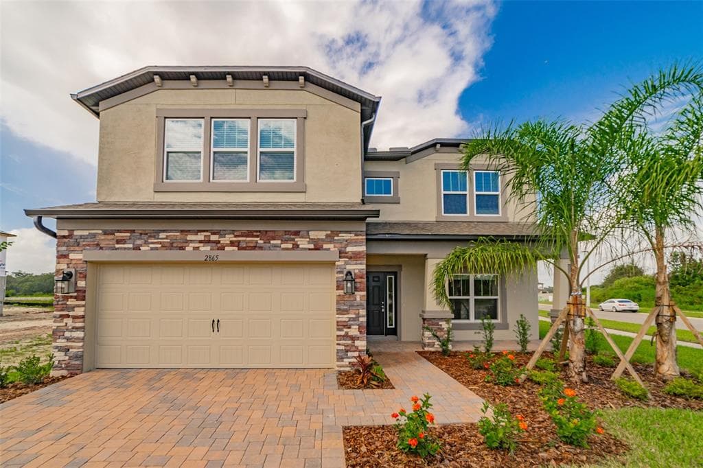 2865 SUNNY PEBBLE LOOP ZEPHYRHILLS, FL 33540