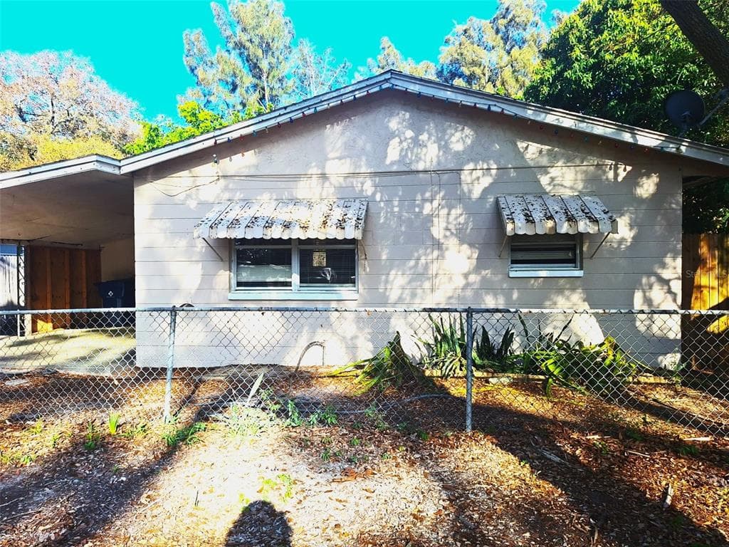 5411 70TH LANE N ST PETERSBURG, FL 33709
