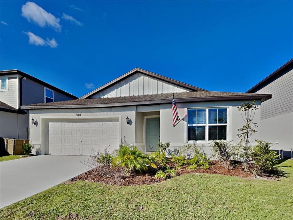 3811 SPRUCE CREEK DRIVE LAKELAND, FL 33811