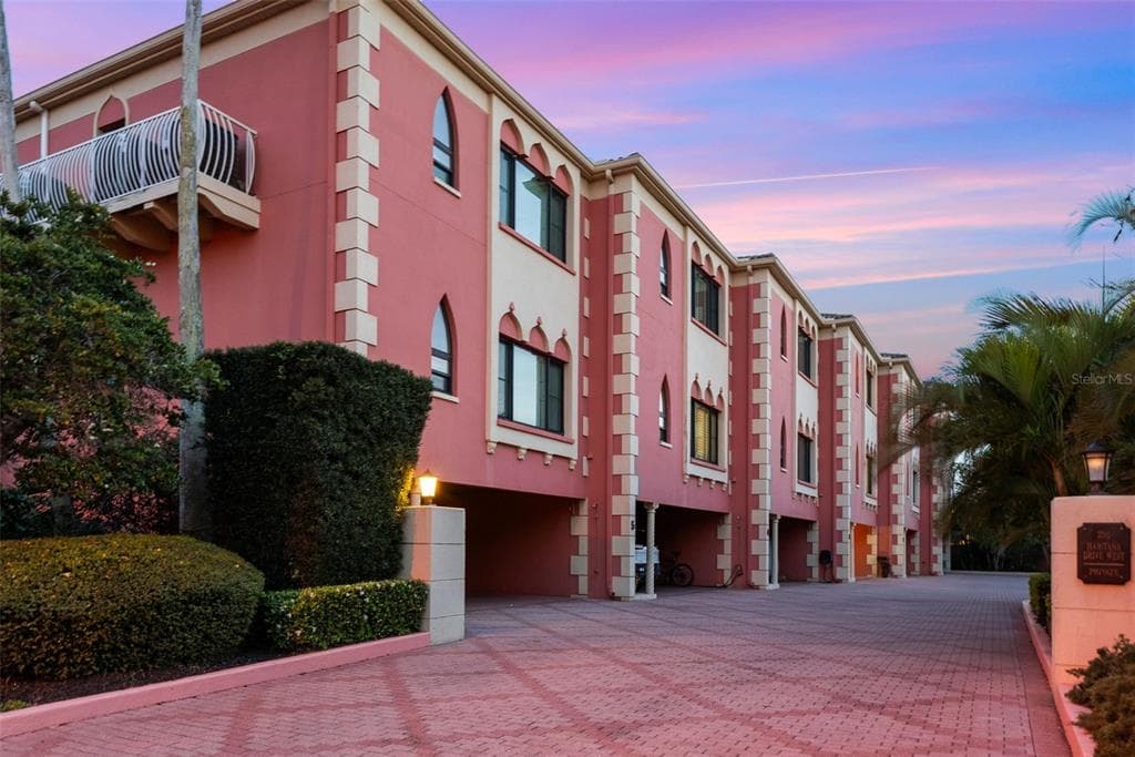 3390 W MARITANA DRIVE UNIT 3 ST PETE BEACH, FL 33706