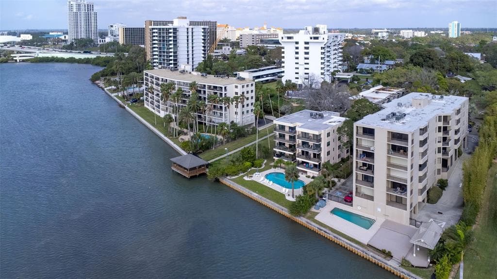 9 TURNER STREET UNIT 11 CLEARWATER, FL 33756