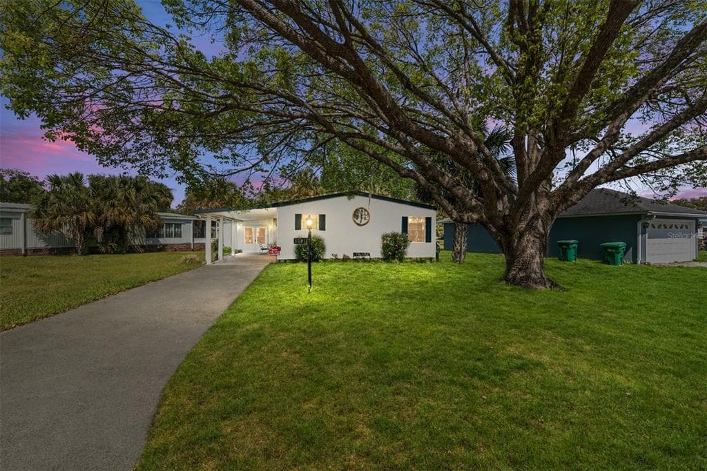 5591 COLUMBUS CIRCLE WILDWOOD, FL 34785
